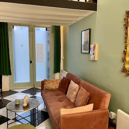 Appartamento Delightful For Two Montmartre Parigi